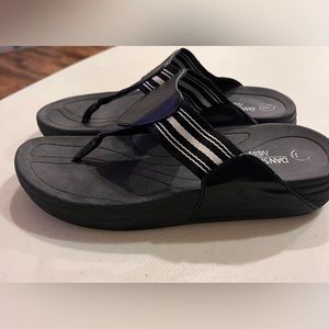 Danskin Now Black Thong size 7
